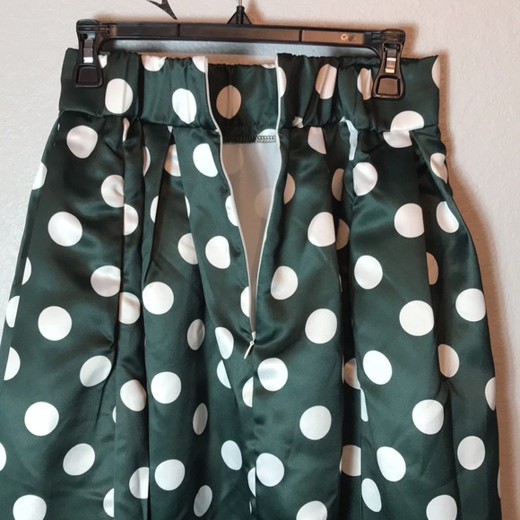Vintage inspired Green and white Polkadotted long skirt size 3X fits like 2X - Picture 5 of 8